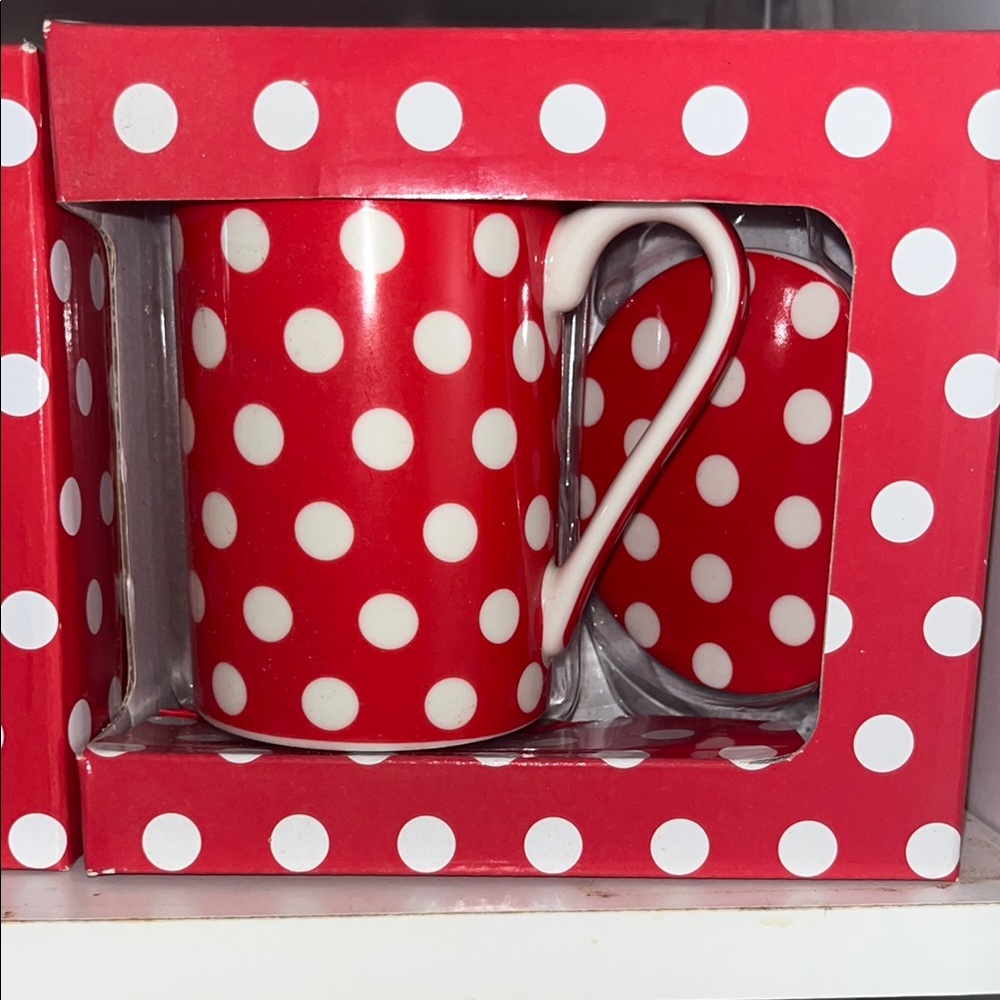 Kent Pottery Red Polka Dot Mug Set with Cap